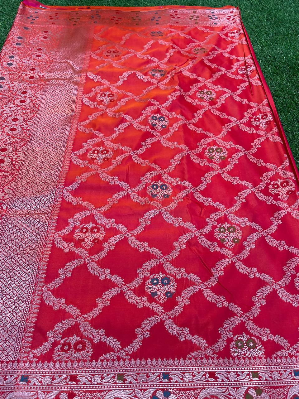 Divyam Sarees Banbarsee saree - Saree