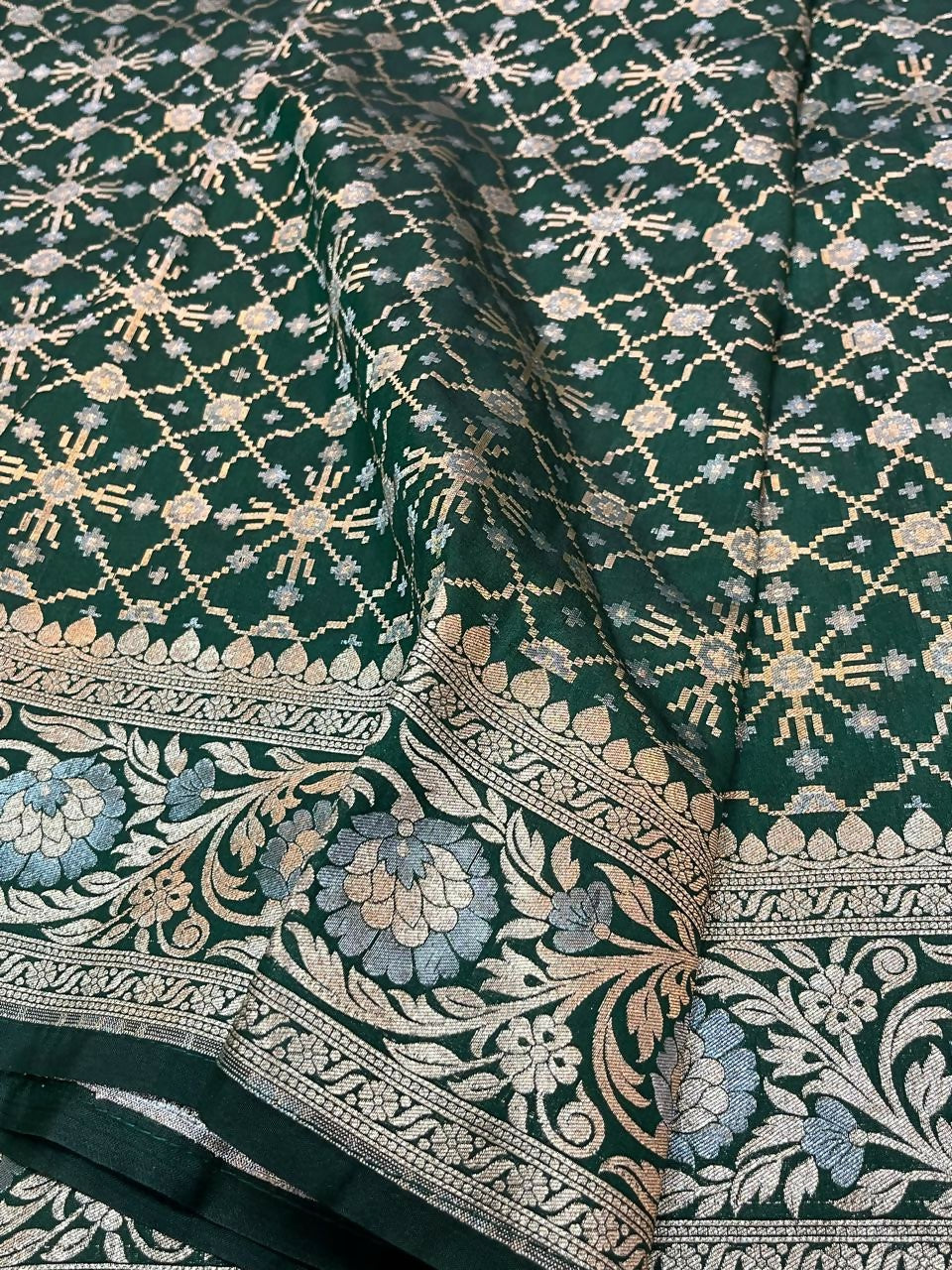 Divyam Sarees Bansrsee saree - Saree