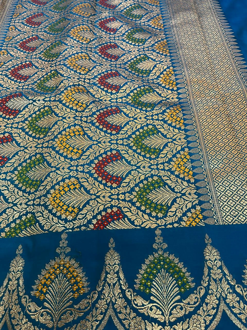 Divyam Sarees Banarsee saree - Uncategorized Saree