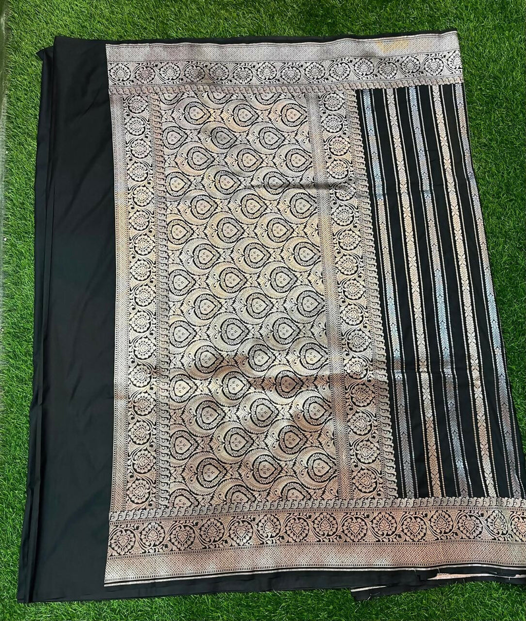 Aanya Sarees Banarsee Tussar saree - Saree