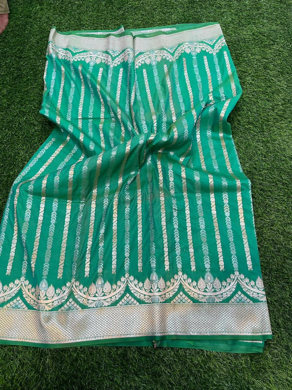 Aanya Sarees Banarsee Crepe Saree - Uncategorized Saree